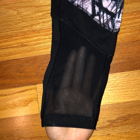 Balance Collection Leggings - Picture 5 of 5